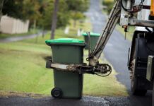 Куди дівали відходи колись, або історія калгарського сміття