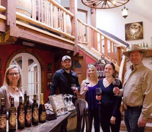 Винодельня Spirit Hills в Альберте. История изготовления цветочных вин