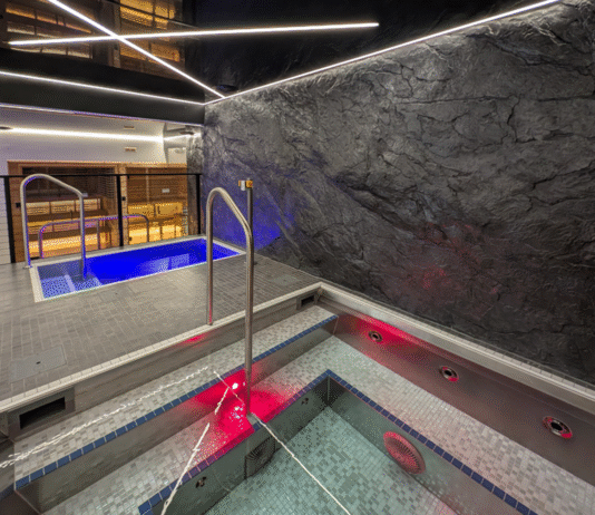 Hot Tubs in Calgary: Warm Waters, Chilly Skies, Pure Relaxation