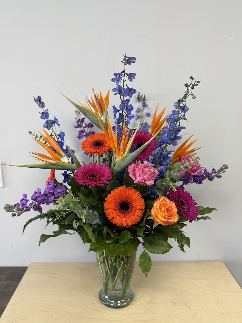 PETALS' N BLOOMS | CALGARY FLOWERS DELIVERY